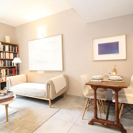APPARTEMENT SPACIEUX ET COSY - HYPER-CENTRE - FREE WIFI - 2 pers Avignon Extérieur photo